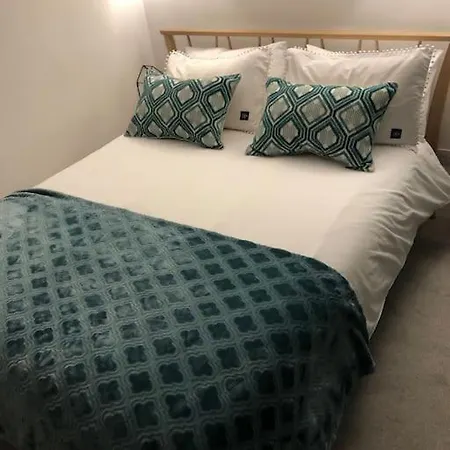 Hideaway Between Coast And Moors In A Beautiful Village Apartamento Sleights