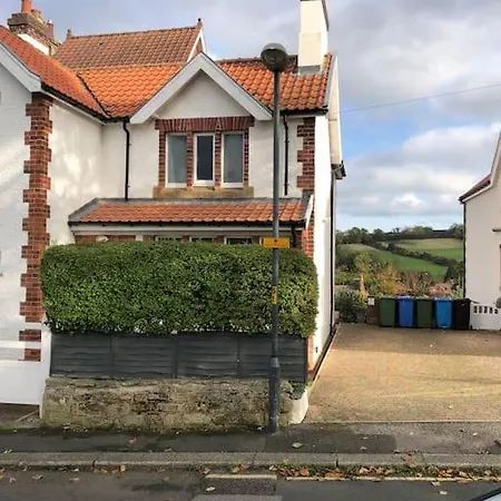 Hideaway Between Coast And Moors In A Beautiful Village * Sleights